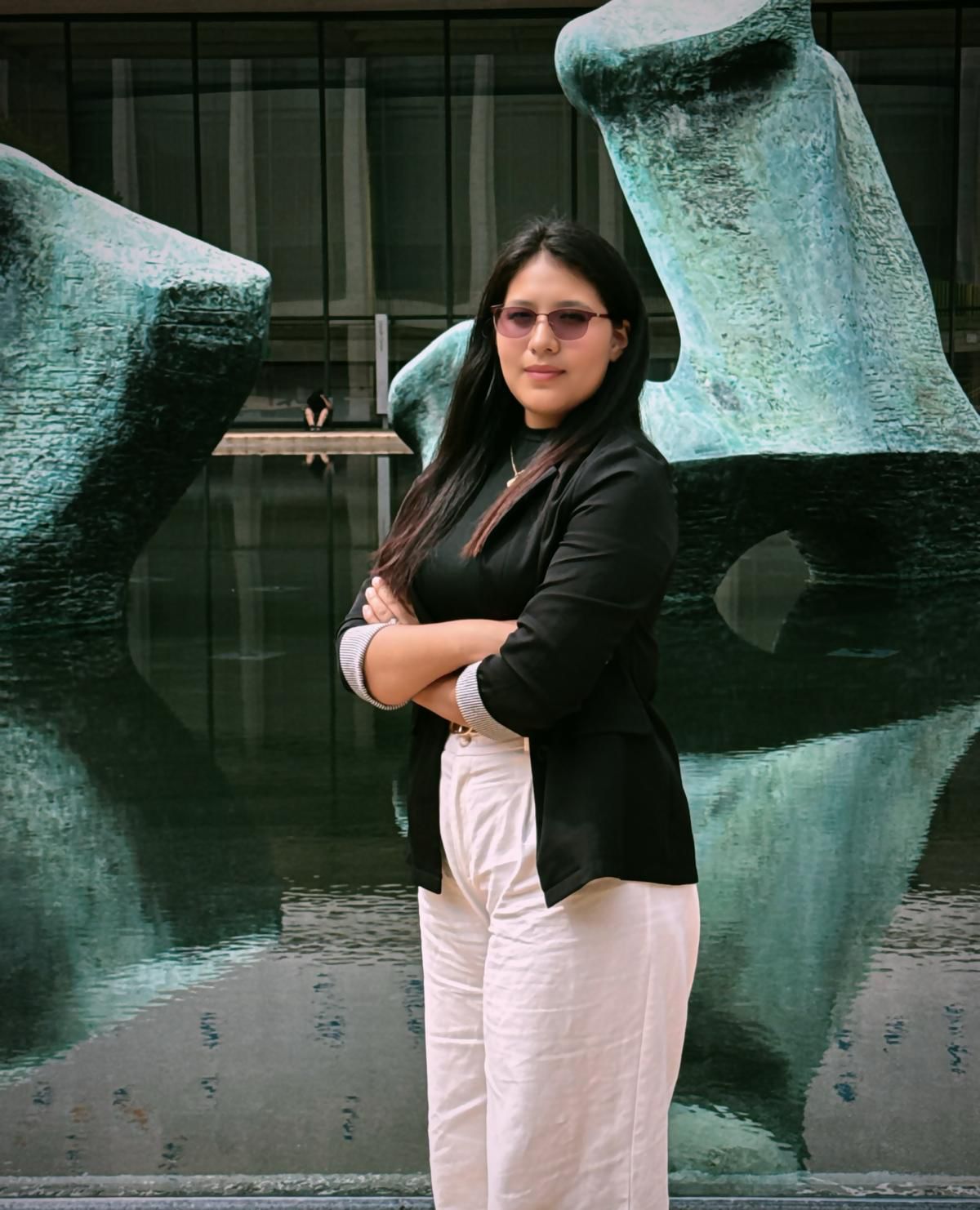 Katiuska Diaz Portrait Background